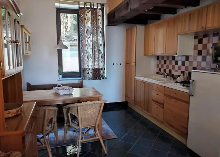 Semesterbostad Maison Al Nocino *